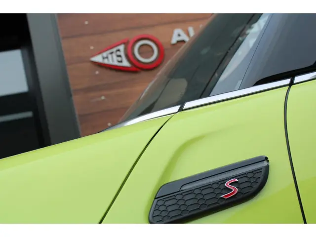 MINI Cooper S Cabrio Mini 2.0 Essential 2022 Benzine 4
