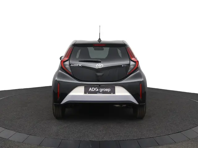 Toyota Aygo X Hybrid 115 pulse 2026 Hybride Benzine 43