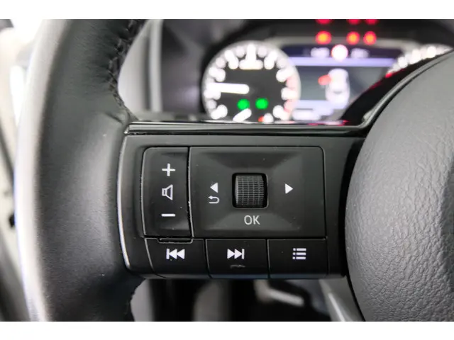 Nissan QASHQAI 1.3 MHEV Acenta 2021 Hybride Benzine 16