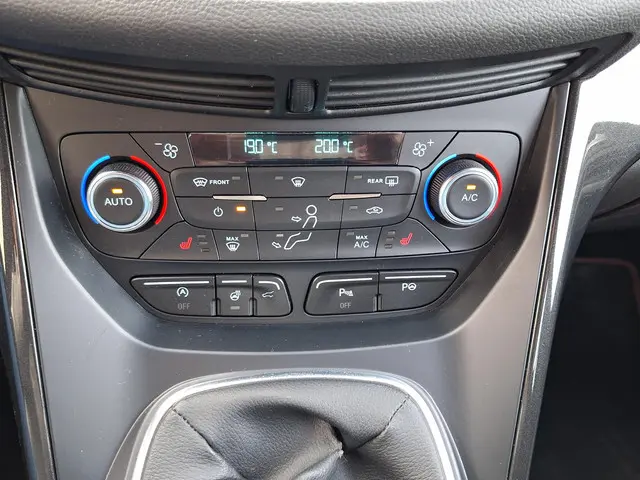 Ford Kuga 1.5 ST Line X-Pack 2019 Benzine 27