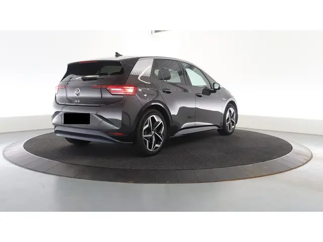 Volkswagen ID.3 First Plus 58 kWh 2020 Elektrisch 3