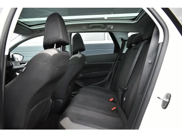 Peugeot 308 SW 1.2 PureTech Style 2015 Benzine 10