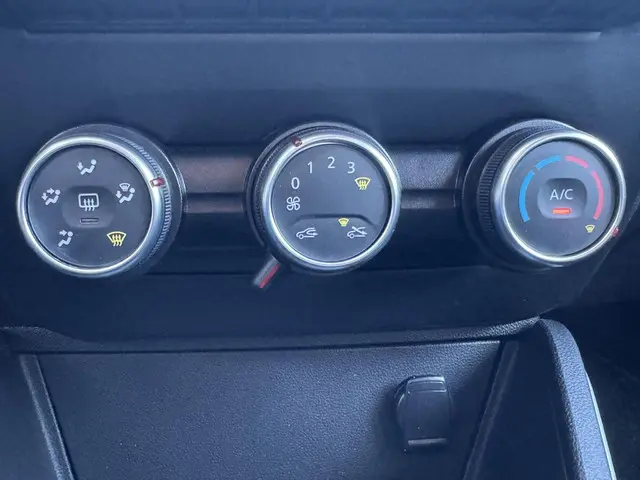 Dacia Duster 1.0 TCe Prestige 2021 Benzine 22