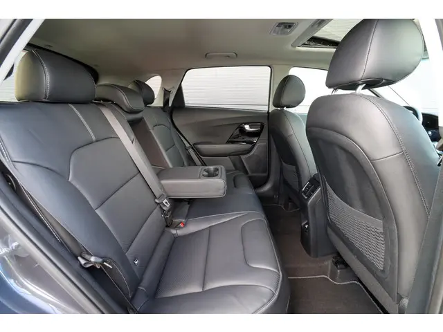 Kia Niro 1.6 GDi PHEV ExecutiveLine 2021 Hybride Benzine 8