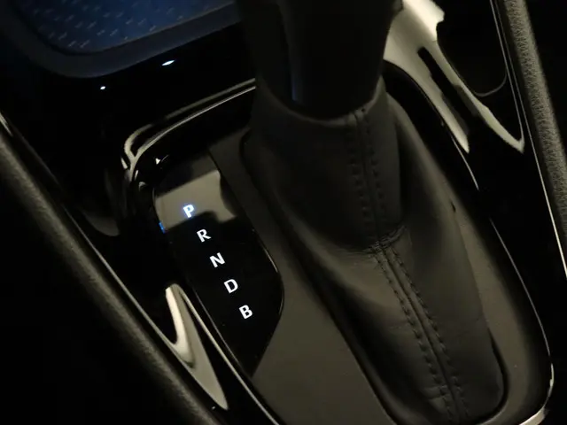 Toyota Yaris 1.5 Hybrid Bi-Tone 2022 Hybride Benzine 27