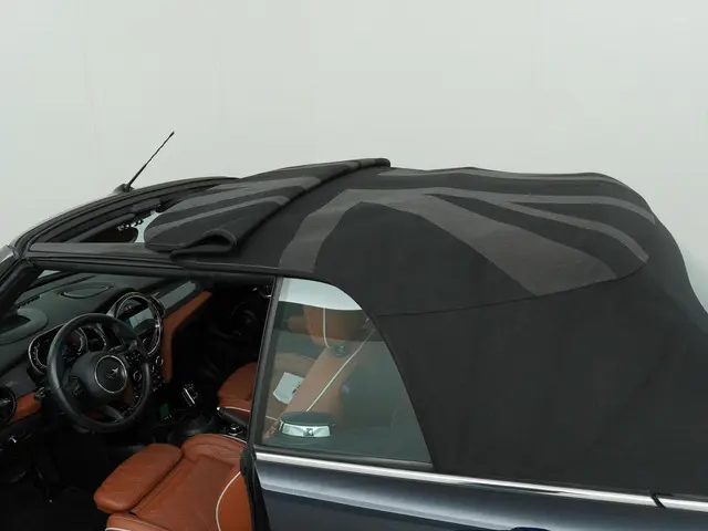 MINI Cooper Cabrio MINI Yours 2022 Benzine 20