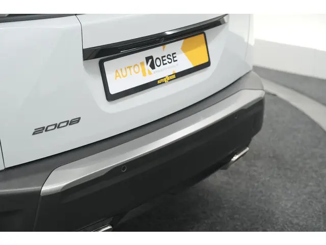 Peugeot 2008 PureTech 130 EAT8 Allure 2024 Benzine 23