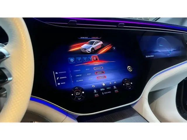 Mercedes-Benz EQE AMG 43 4MATIC 91 kWh 2023 Elektrisch 15