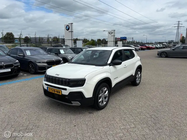 Jeep Avenger 1.2 Altitude 2023 Benzine