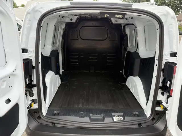 Ford Transit Courier 1.0 EcoBoost Trend 2024 Benzine 26