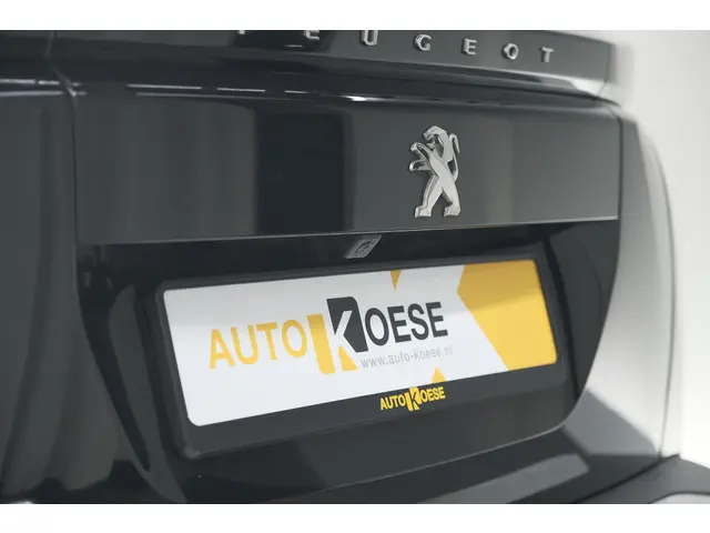 Peugeot 2008 PureTech 130 Allure 2020 Benzine 4