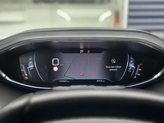 Peugeot 3008 1.2 PureTech Allure Avantage 2020 Benzine 29