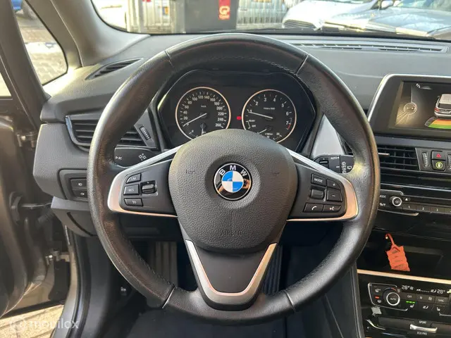 BMW 2 Serie Active Tourer 218i Essential 2016 Benzine 9