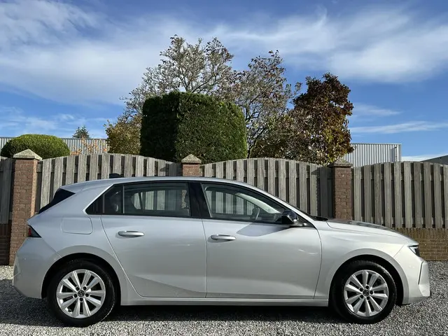 Opel Astra 1.2 Edition 2022 Benzine 8