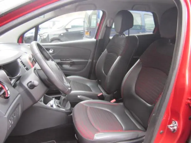 Renault Captur 0.9 TCe Helly Hansen 2015 Benzine 8