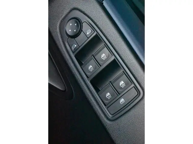 Dacia Duster TCe 100 ECO-G Expression 2024 Benzine 22
