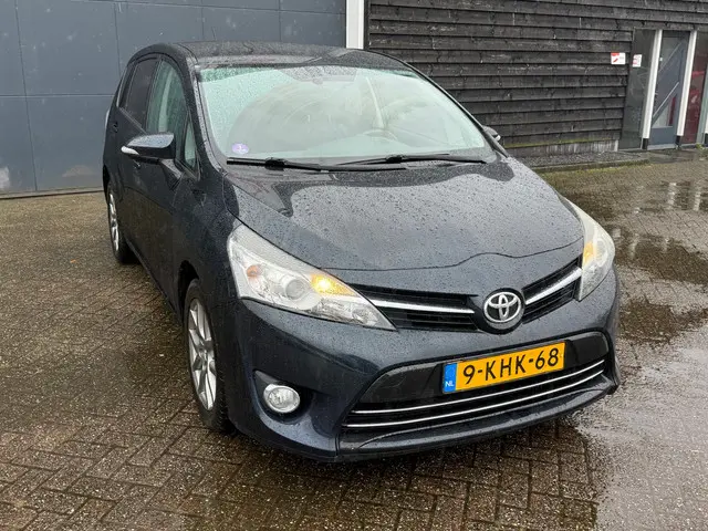 Toyota Verso 1.8 VVT-i Business 2013 Benzine 6