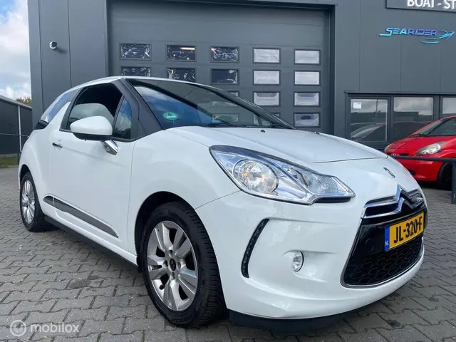 DS DS 3 1.2 PureTech So Chic 2015 Benzine 2