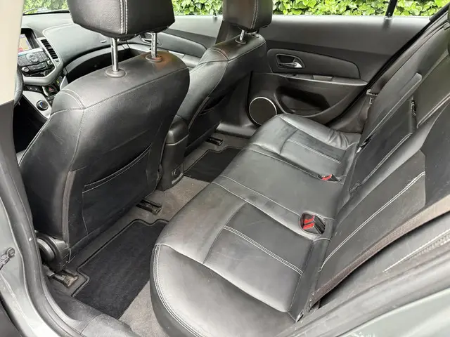 Chevrolet Cruze 1.8 LT 2013 Benzine 16
