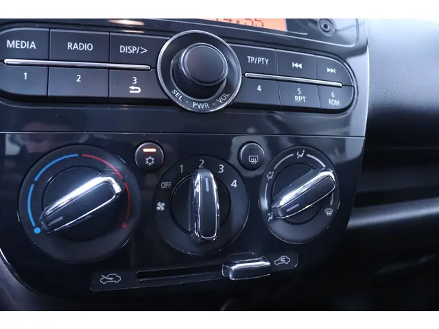 Mitsubishi Space Star 1.0 Cool+ 2018 Benzine 11