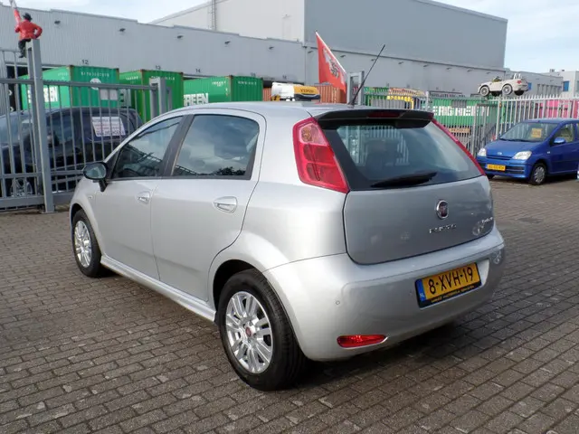 Fiat Punto Evo 0.9 TwinAir Street airco 2014 Benzine 7