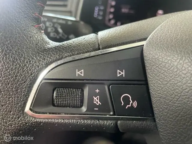 SEAT Ibiza 1.0 TSI FR Business Intense 2019 Benzine 26