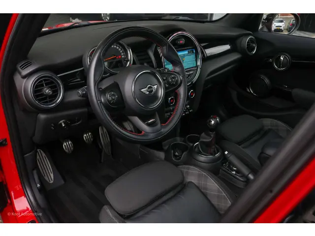 MINI Cooper Mini 1.5 JCW 2017 Benzine 21