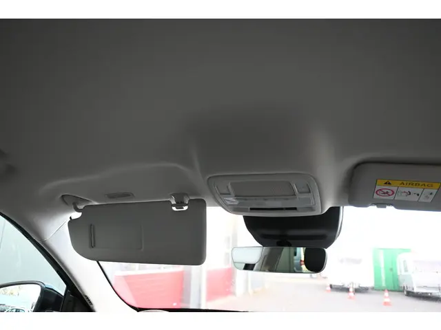 MG EHS 1.5 TGDI Edition1 2021 Hybride Benzine 32