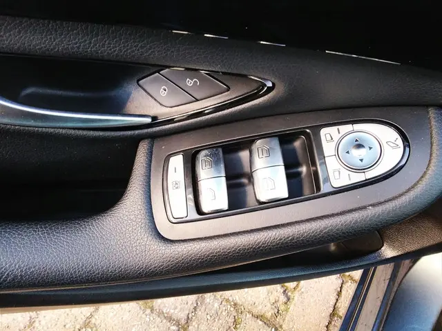 Mercedes-Benz C-Klasse 180 station 2016 Benzine 14