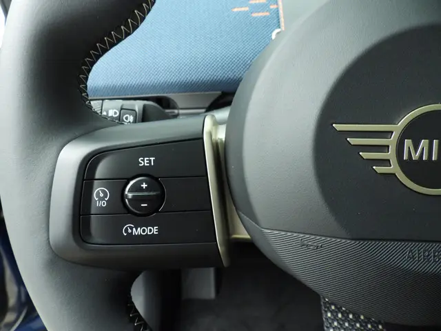 MINI Aceman SE 2025 Elektrisch 13