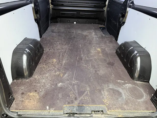 Renault Trafic 2.0 DCI 150PK 2024 Diesel 16