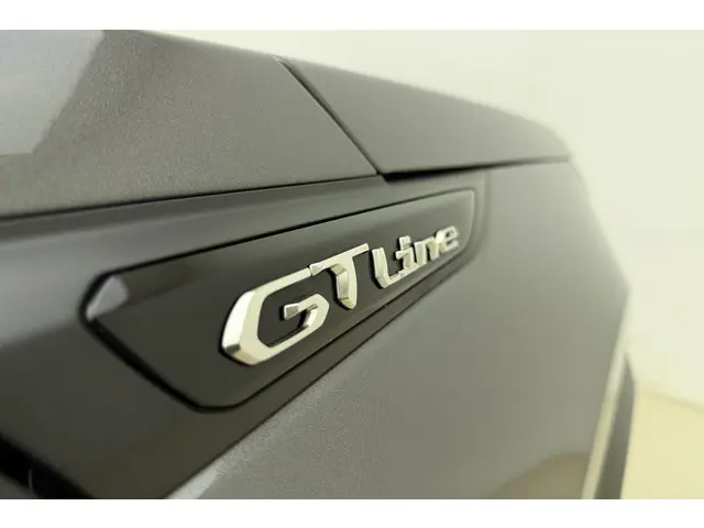 Peugeot 2008 1.2 PureTech GT-Line 2020 Benzine 17