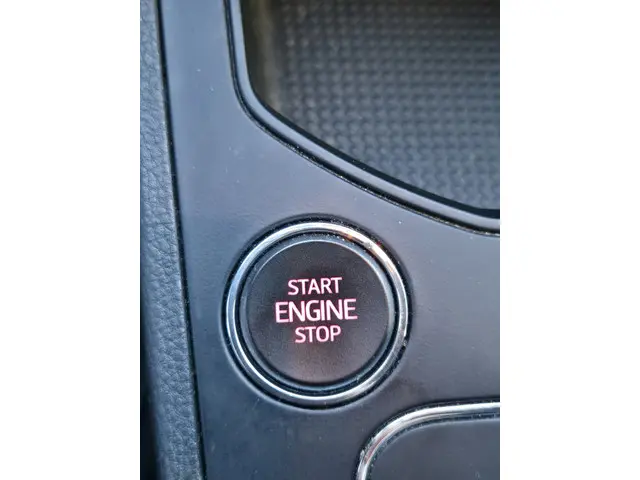 SEAT Ibiza 1.0 TSI FR Business Intense 2018 Benzine 29