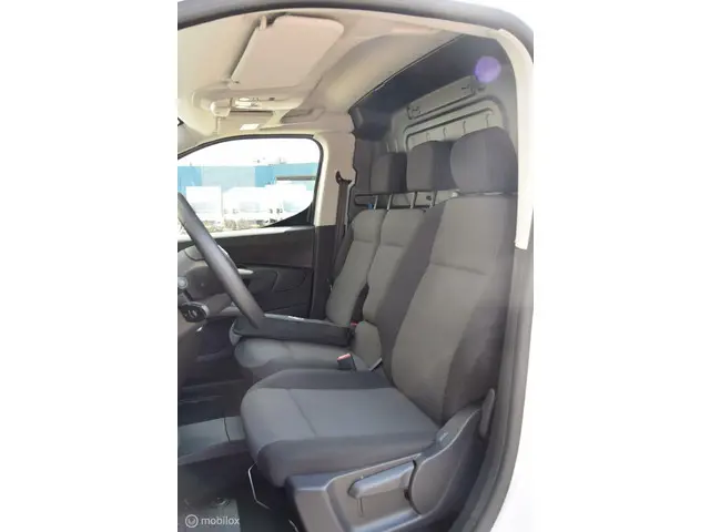 Toyota ProAce CITY Electric Live 50 kWh 2023 Elektrisch 9