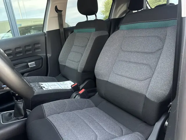 Citroën C3 1.2 PureTech C-Series 2022 Benzine 11