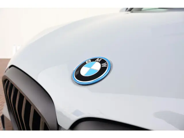 BMW X5 xDrive50e 2025 Hybride Benzine 62