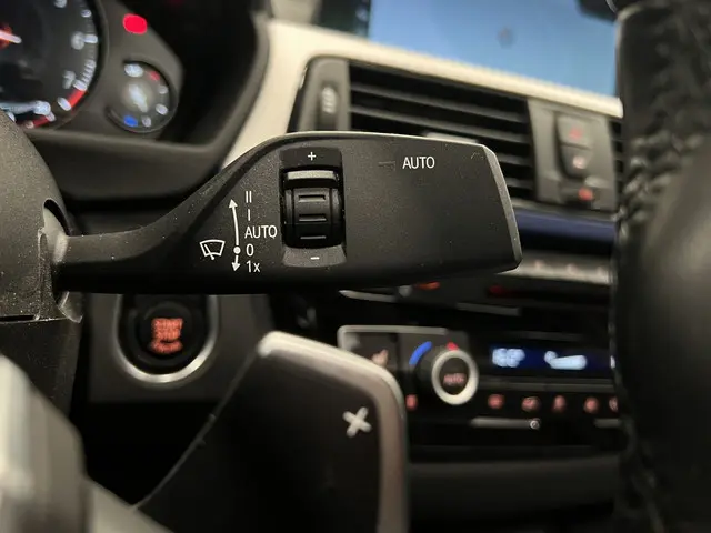 BMW 3 Serie 330i M Sport Edition 2018 Benzine 22