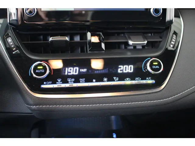 Toyota Corolla 1.8 Hybrid Dynamic 2020 Hybride Benzine 17