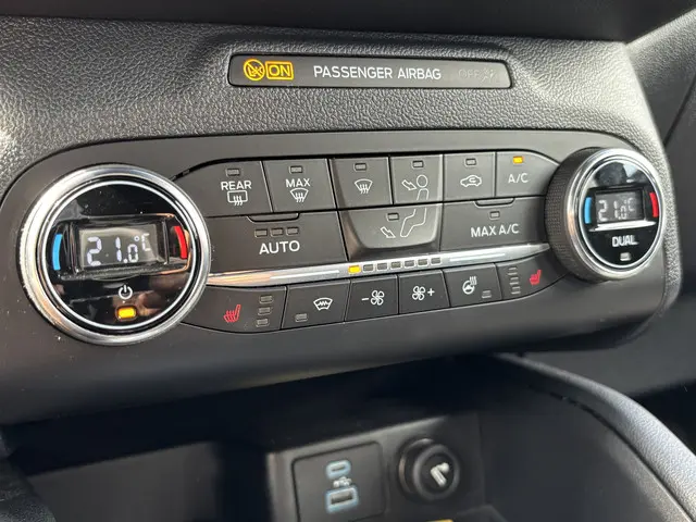 Ford Kuga 2.5 PHEV ST-Line X 2020 Hybride Benzine 40