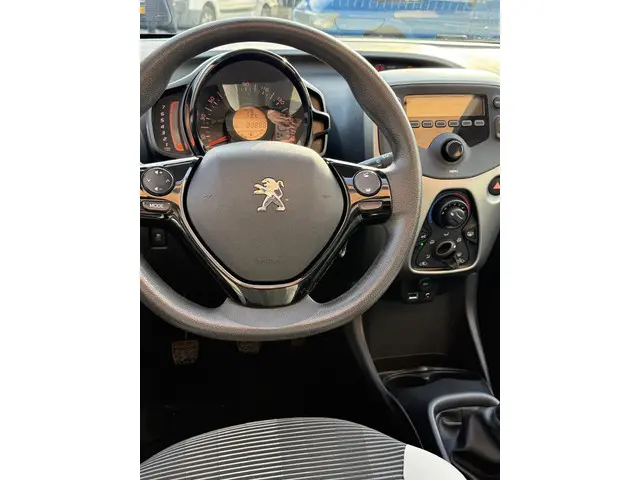 Peugeot 108 1.0 e-VTi Active TOP! 2017 Benzine 19