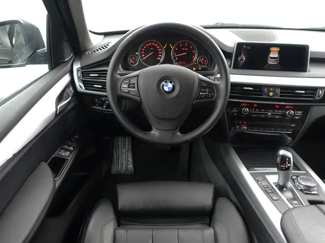 BMW X5 xDrive35i M Sport Aut- 2016 Benzine 6