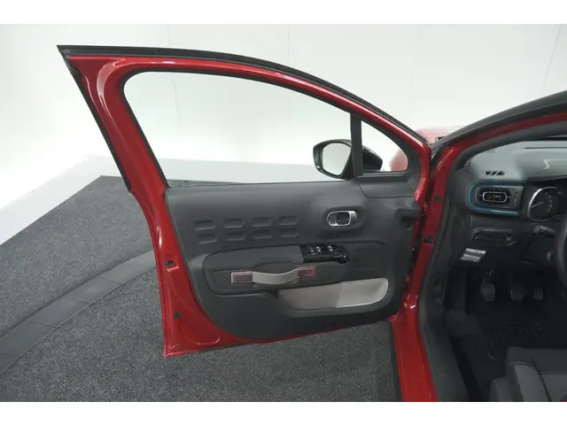 Citroën C3 PureTech 82 Shine 2020 Benzine 65