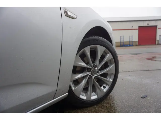Opel Astra 1.0 Edition * Navi * LM Velgen * 2016 Benzine 21