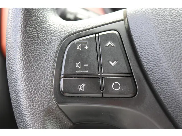 Hyundai i10 1.0i i-Motion Comfort 2016 Benzine 17