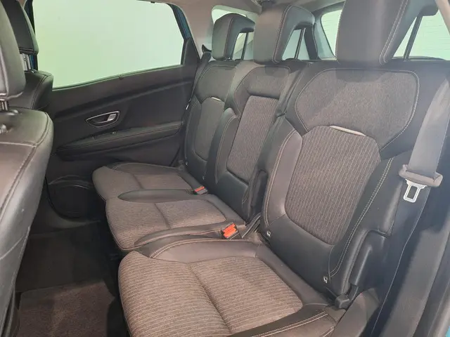 Renault Scénic 1.3 TCe 140 EDC Intens 2021 Benzine 8