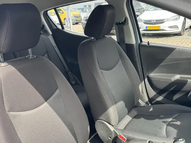 Opel KARL 1.0 ecoFLEX Edition 2015 Benzine 15