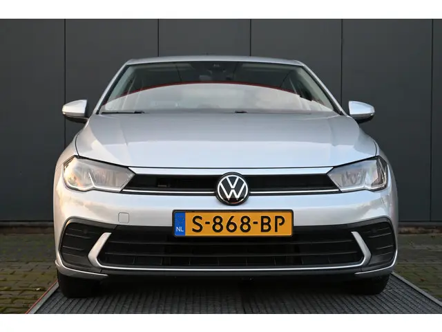 Volkswagen Polo 1.0 TSI Life 2023 Benzine 8