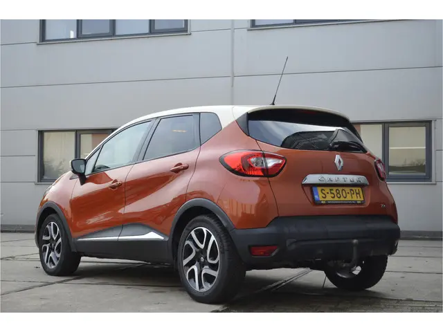 Renault Captur 0.9 TCe Helly Hansen 2014 Benzine 7