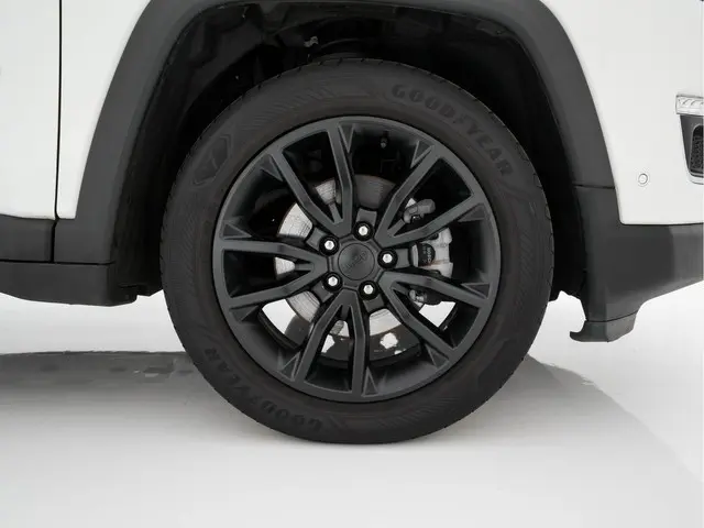 Jeep Compass 1.3T Limited 2020 Benzine 26