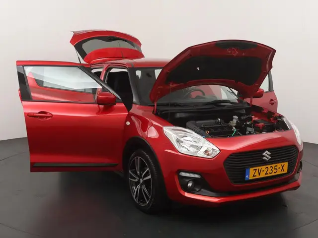 Suzuki Swift 1.2 Sportline 2019 Benzine 23